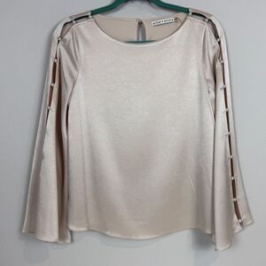 Alice + Olivia Genia Ivory Bell Sleeve Pearl Trim Blouse S